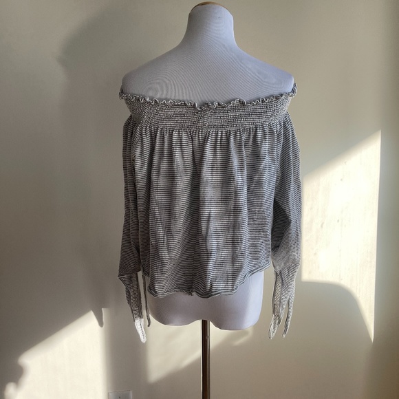 We the Free- Free people Off the Shoulder top - Picture 4 of 4